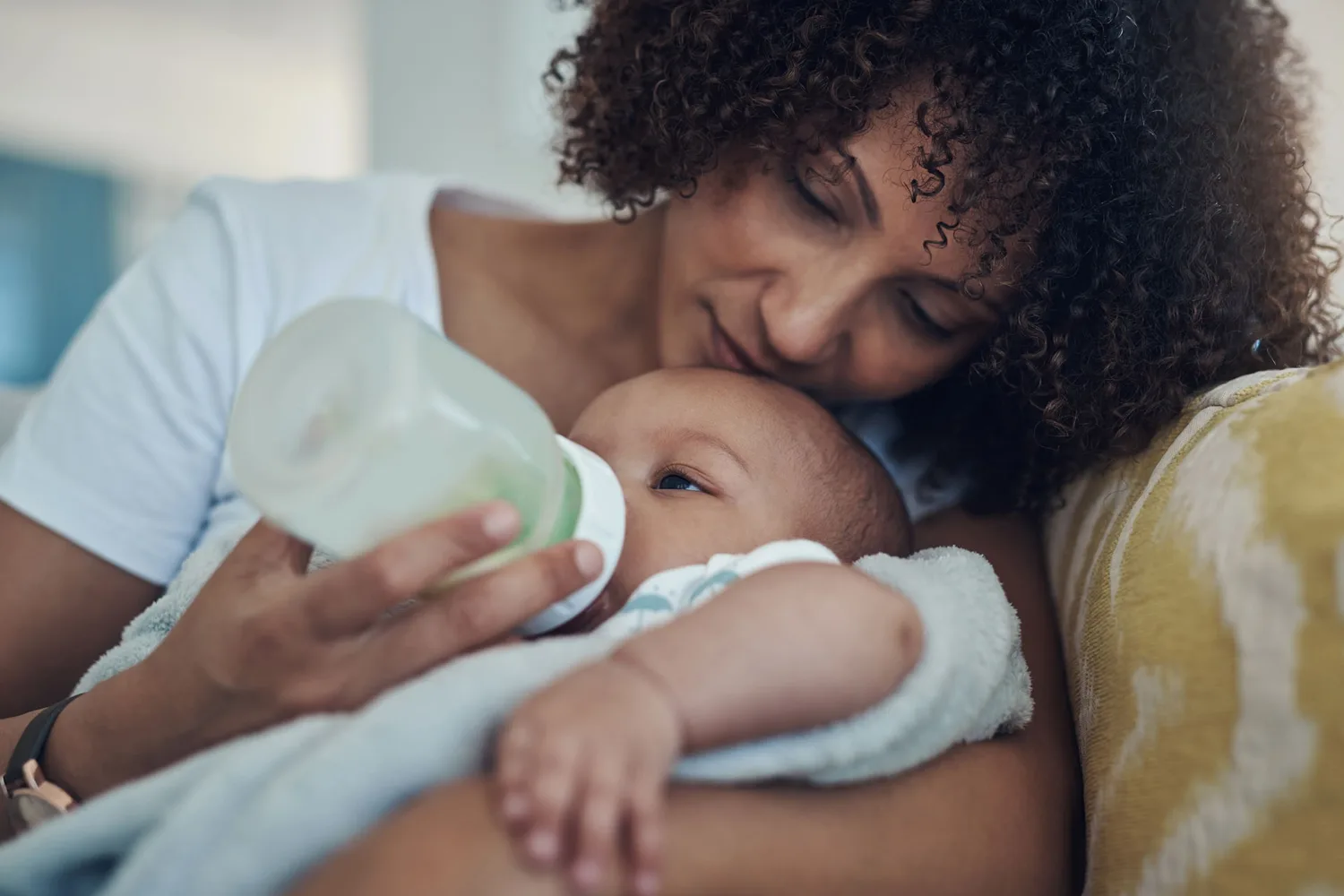  Bottle Feeding for Mamas Who Breastfeed